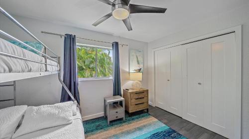 Trailer Estates House | Sarasota Serenity