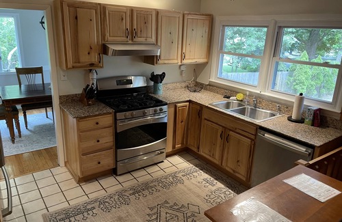 Saratoga Springs House | Saratoga Home 4 min from Track with Pool, Hot Tub and Sauna!