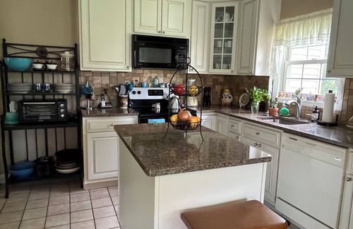 Saratoga Springs House | Saratoga Springs dream vacation home near Track and SPAC with full amenities!
