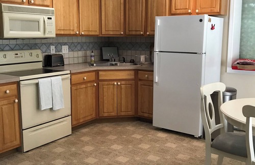 Saratoga Springs Apartment | Saratoga Springs 1 bed/1 Bath Apartment near Race Track and Regattas
