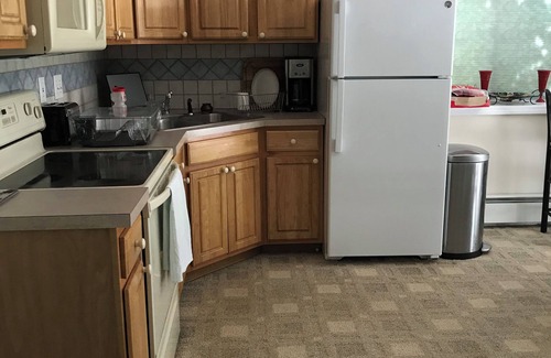 Saratoga Springs Apartment | Saratoga Springs 1 bed/1 Bath Apartment near Race Track and Regattas