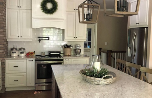 Saratoga Springs House | Saratoga Springs: TRACK, SPAC or visiting area