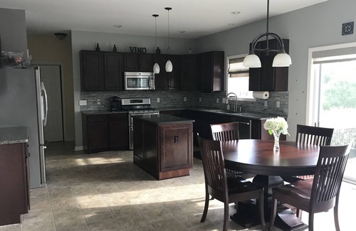 Saratoga Springs House | Saratoga track/vacation house rental in quiet setting 4.5 miles from the track