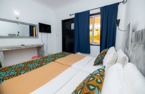 Senegambia Hotel | Sarge's Hotel