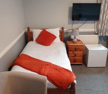 Barnstaple House | sark guest house