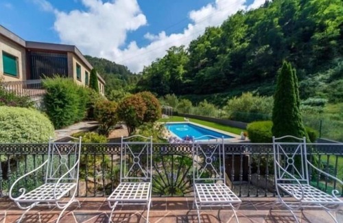 Bermeo Villa | Sarren Villa Pool by Urdaibai Rentals