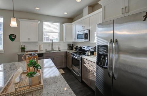 Ocean Shores House | Sasquatch Shore House