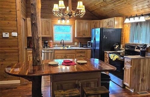 Rockbridge Cabin | Sassafras Cabin (Hocking Hills area)