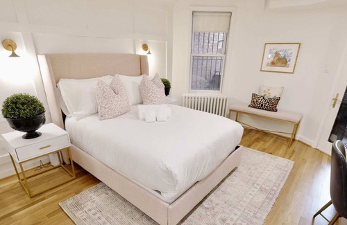 U Street Corridor Apartment | Sassy in the City Sum