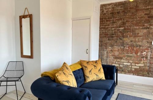 Broadstairs Apartment | Sassy Seaview Apt, Parking, No Guest Fees Nr Beach