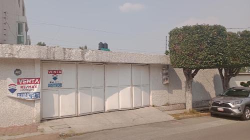 Naucalpan House | Satelica