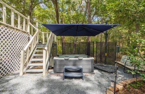 Atkinson House | Satilla Woods Cabin & Hot Tub