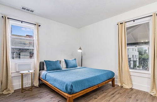 Downtown St. Petersburg Apartment | Satoshi Hideout Living
