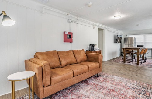 Downtown St. Petersburg Apartment | Satoshi Hideout Living