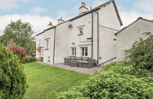 Satterthwaite Cottage | Satterthwaite Farmhouse - Sleep 8