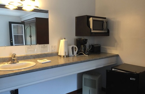 Sauble Beach Cabin | Sauble River Marina & Lodge Resort