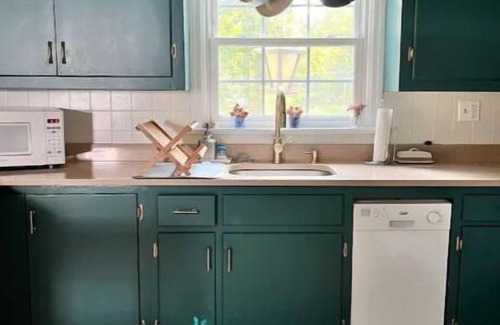 Saugerties Cottage | Saugerties Cottage - relaxing home in nature, close to downtown, HITS & hikes