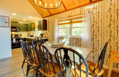 Lake Harmony Estates Cabin | Sauna & 2-Story Deck: Luxe Poconos Chalet
