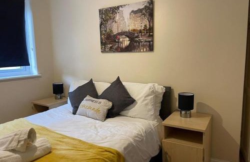 Watford Apartment | SAV 1 Bed Flat Grd Floor Near Watford Town Centre