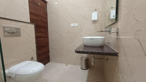 Bail Parao Hotel | Savanna Retreat