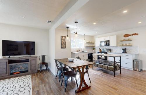 Sylva House | Savannah Creek Cottage