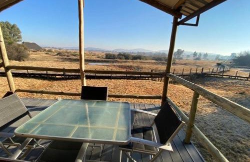 Vredefort Cabin | Savannah Game Lodge, Wedding Venue and River Retreat