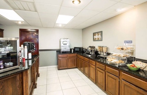 Branson Hotel | Savannah House Hotel