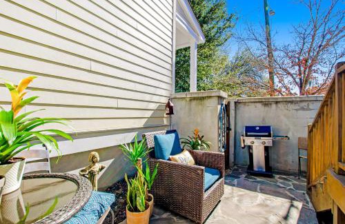 Historic Downtown Savannah House | Savannah Price Place