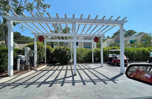 Vaught Condo | Savannah Shores 2 Bedroom close to the ocean, tanger outlets and Barefoot Landing. Gated Community!