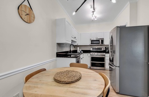 Vaught Condo | Savannah Shores
