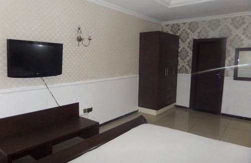 Gwarinpa Estate Hotel | Savannah Suite Hotel Garden Gwarinpa