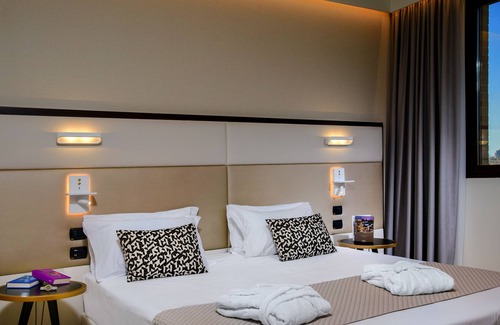 San Donato-San Vitale Hotel | SAVHOTEL AEMILIA BOLOGNA