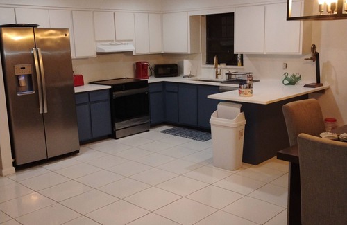 Delray Beach House | Savings Galore. Now open for Seasonal In Jan-Feb min rent.