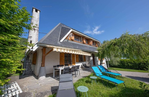 Sevrier House | Savoielac - Lake Annecy - Sévrier - Lakeside : Villa Poisson Rouge