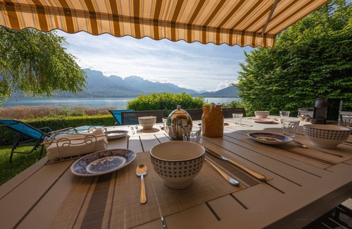 Sevrier House | Savoielac - Lake Annecy - Sévrier - Lakeside : Villa Poisson Rouge