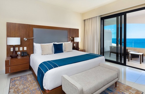 Downtown San Jose del Cabo Resort | Savor the space at Villa La Estancia Cabo