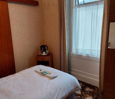 Weston-super-Mare Hotel | Savoy Hotel