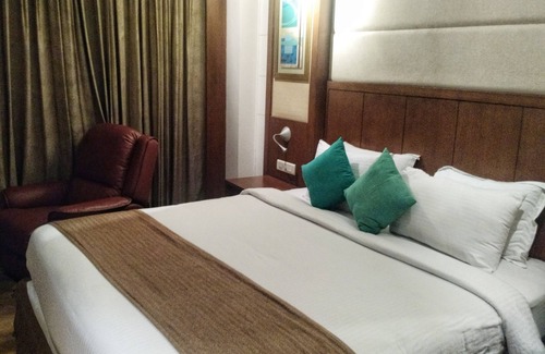 Greater Noida Hotel | Savoy Suites Greater Noida