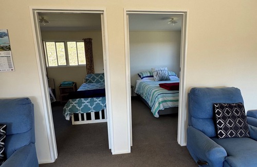 Lake Tekapo Other | Sawdon - Shearing Farm Cottage. Basis Kiwi Holiday accommodation.