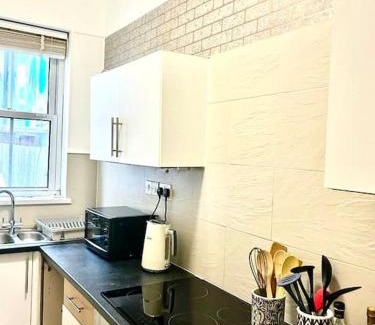 St Leonards-On-Sea House | Saxon Cottage St Leonards on sea