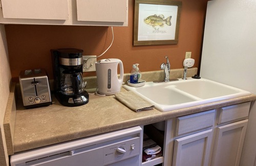 Georgetown Condo | Saxon Mountain Condo sleeps 8: steps to Georgetown Lake and fishing:pet friendly