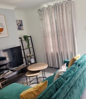 Gillingham House | Saxon Street House
