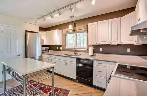 Plantation House | Say yes! Pet friendly sleeps 6 St. George Island