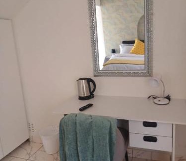 Glenvista House | Sbukosezwe guest house