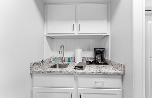 Indian Point Condo | Sc10- Silver Cove 10 1 Bedroom Condo