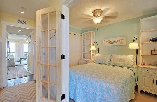Isle of Palms House | SC304A: 304A Sea Cabin