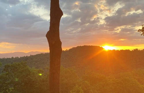 Scaly Mountain House | Scaly Mountain Home with Beautiful Sunset Views
