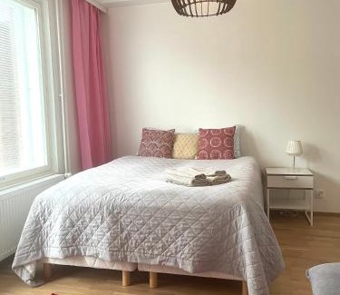 Tikkurila Apartment | Scandinavian Studio Great Location