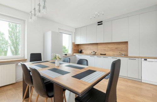 Dziaki Lesne Apartment | Scandinavian Style Apartment in Gdynia Near Centre by Noclegi Renters