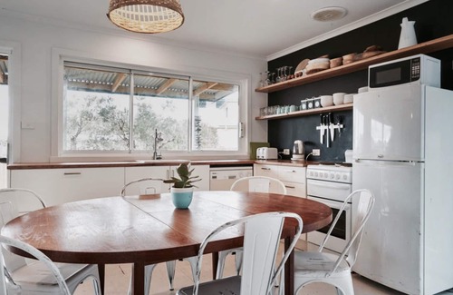 Cape Woolamai House | Scandinavian Summerhouse in lovely gardens stroll to the safe swimming beach